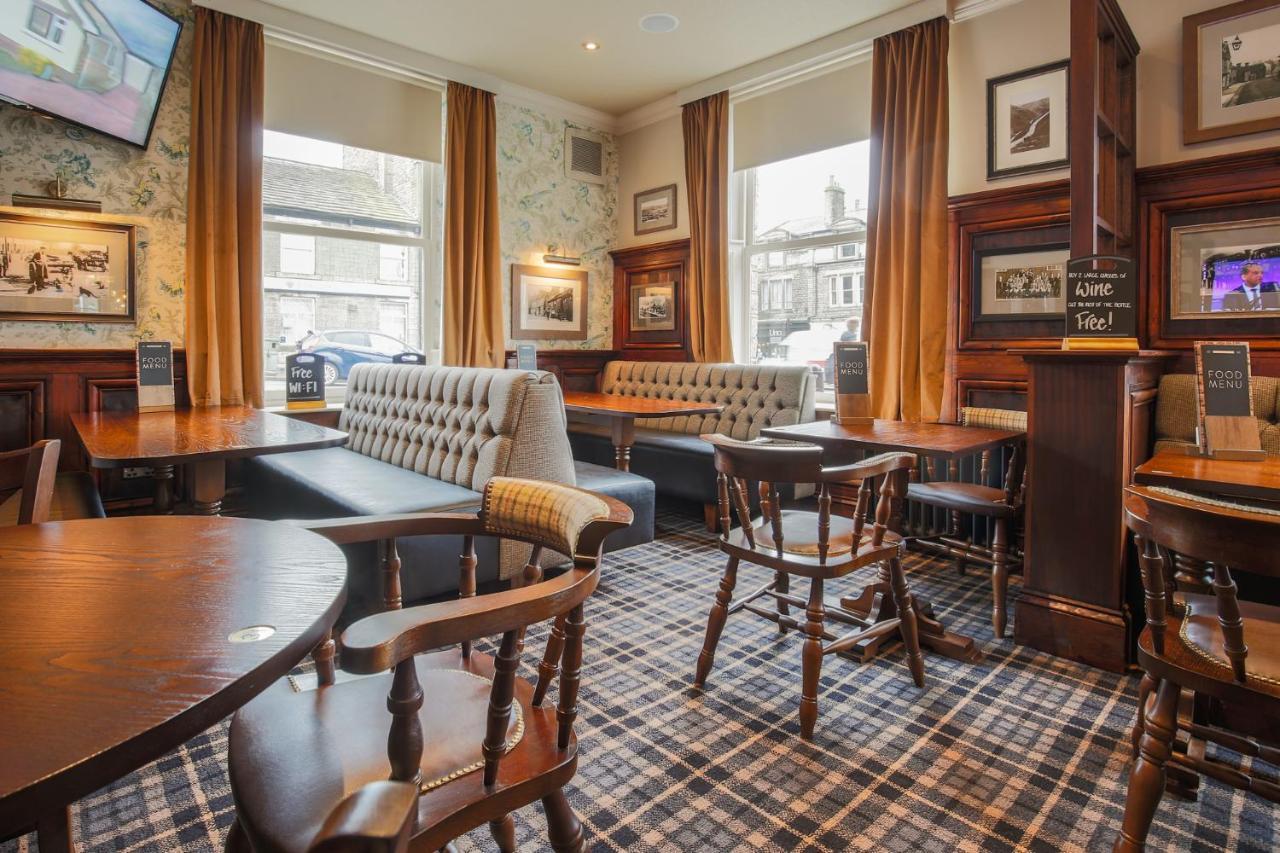 Norfolk Arms Hotel Glossop Exterior photo